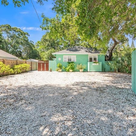 Sarasota, Fl Bungalow - Bright & Breezy Coastal Vibes - 10 Mins To White Sand Beaches Home Экстерьер фото